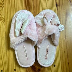 VS Slippers